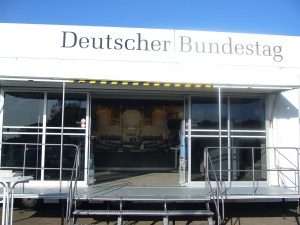 Türen weit geöffnet