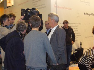 Frank Schätzing bei Dreharbeiten