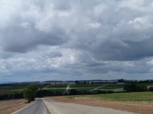 Straße und Pilgerfeld Straße und Pilgerfeld